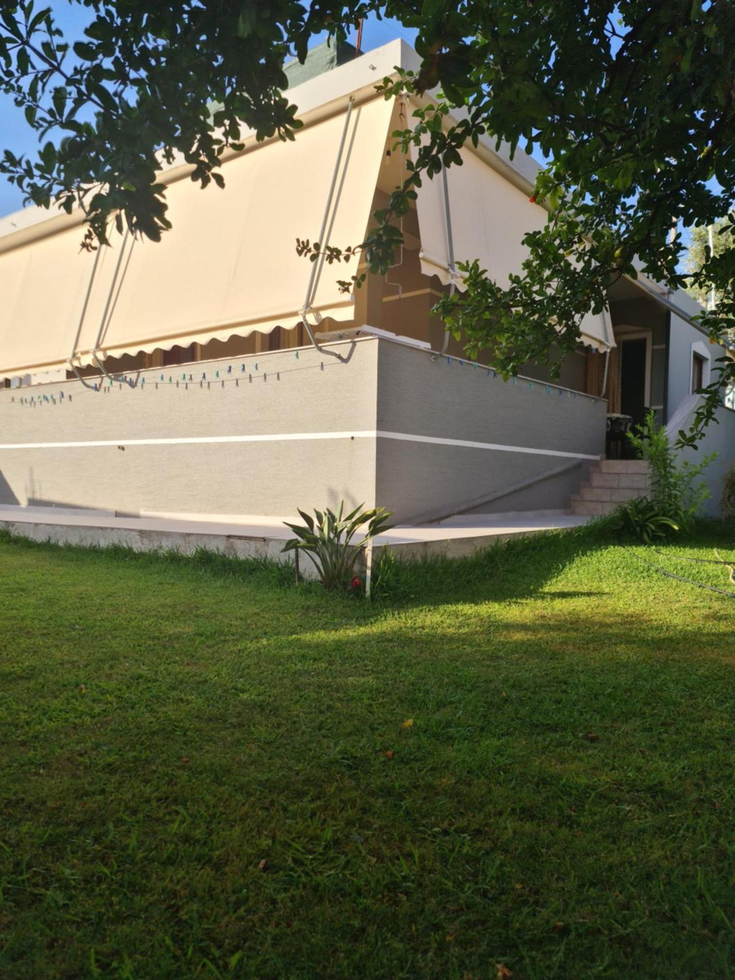 Dema Guesthouse Ksamil Exterior photo